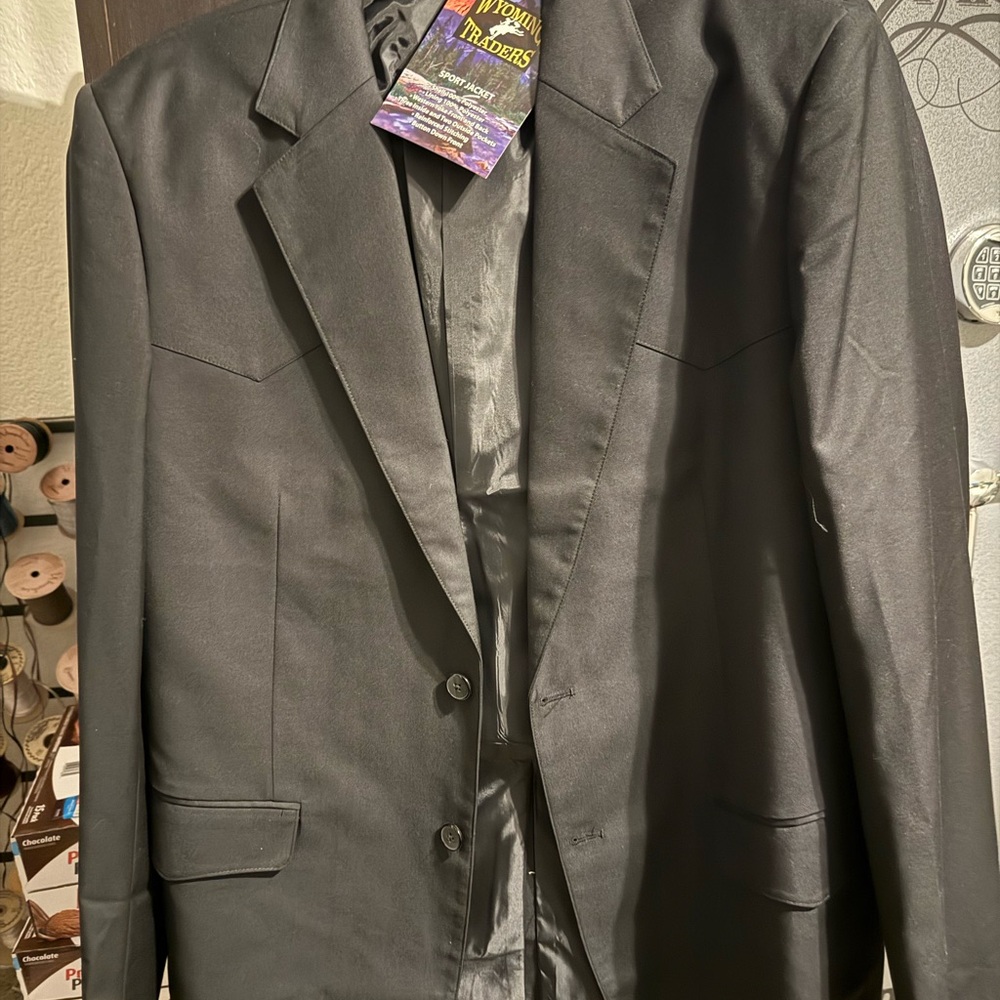 Elegant Black Men's Blazer by